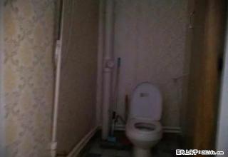 东方国际D区，简单装修，室内有床，电视，沙发，洗衣机，衣柜， - 葫芦岛28生活网 hld.28life.com