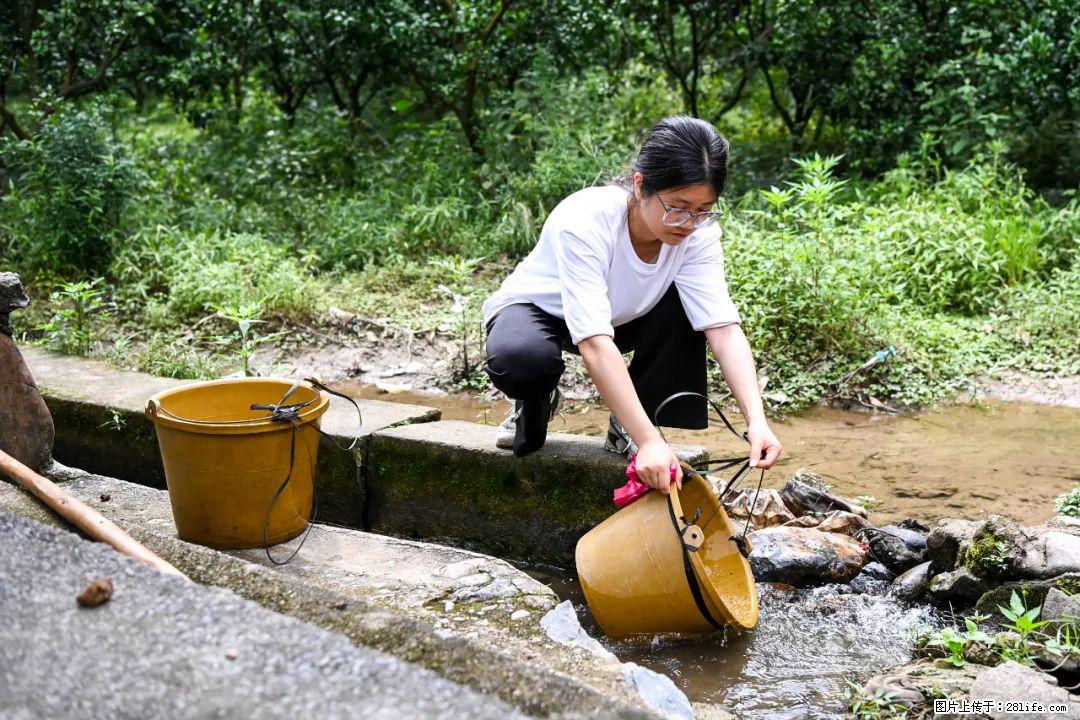 全网追的“扁担女孩”，找了一份暑假工，时薪12元 - 葫芦岛生活资讯 - 葫芦岛28生活网 hld.28life.com
