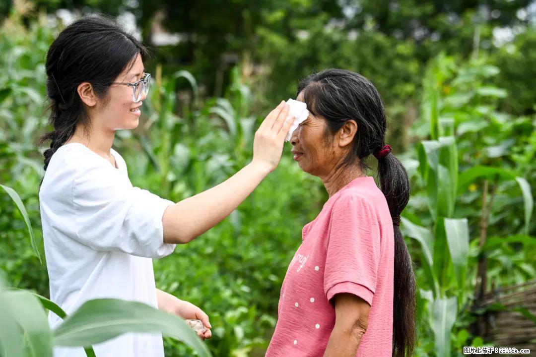 全网追的“扁担女孩”，找了一份暑假工，时薪12元 - 葫芦岛生活资讯 - 葫芦岛28生活网 hld.28life.com